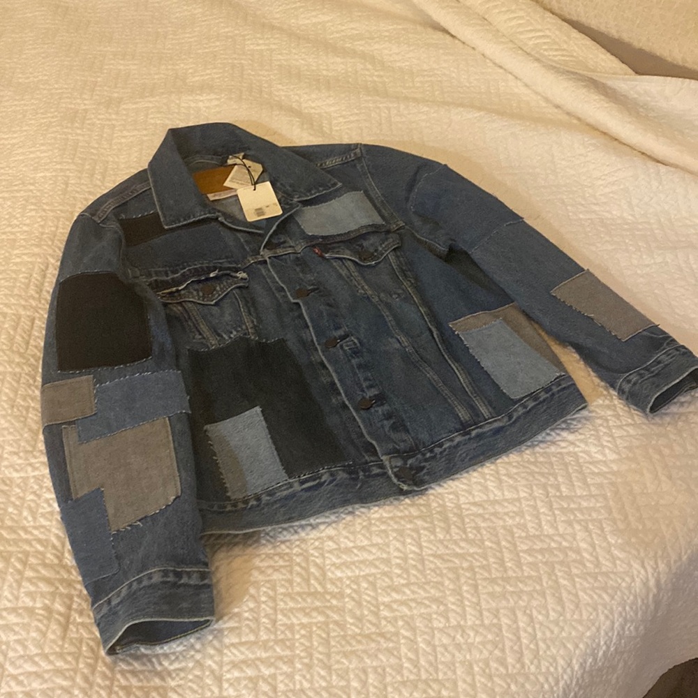 Levi’s Vintage Relaxed Blue Denim Trucker Jacket Patchwork